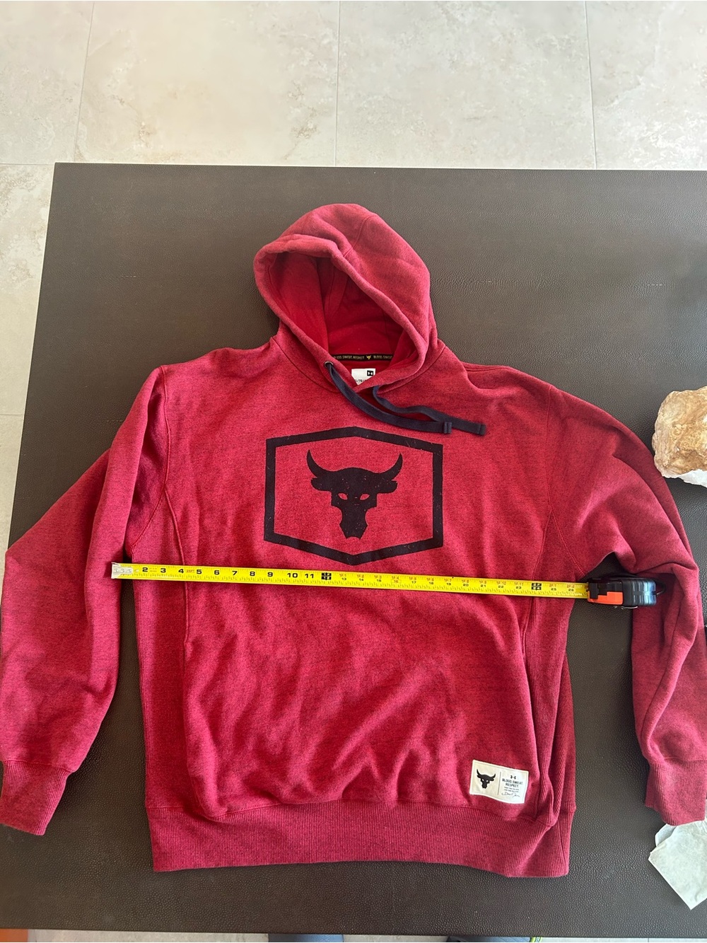 Under Armour Project Rock Men’s XL Red Hoodie Bull Sweatshirt